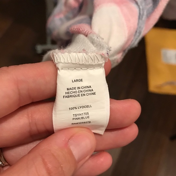 Thread & Supply button down top - Picture 4 of 4